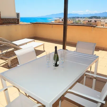 Uhc Paradis Family Complex Apartment